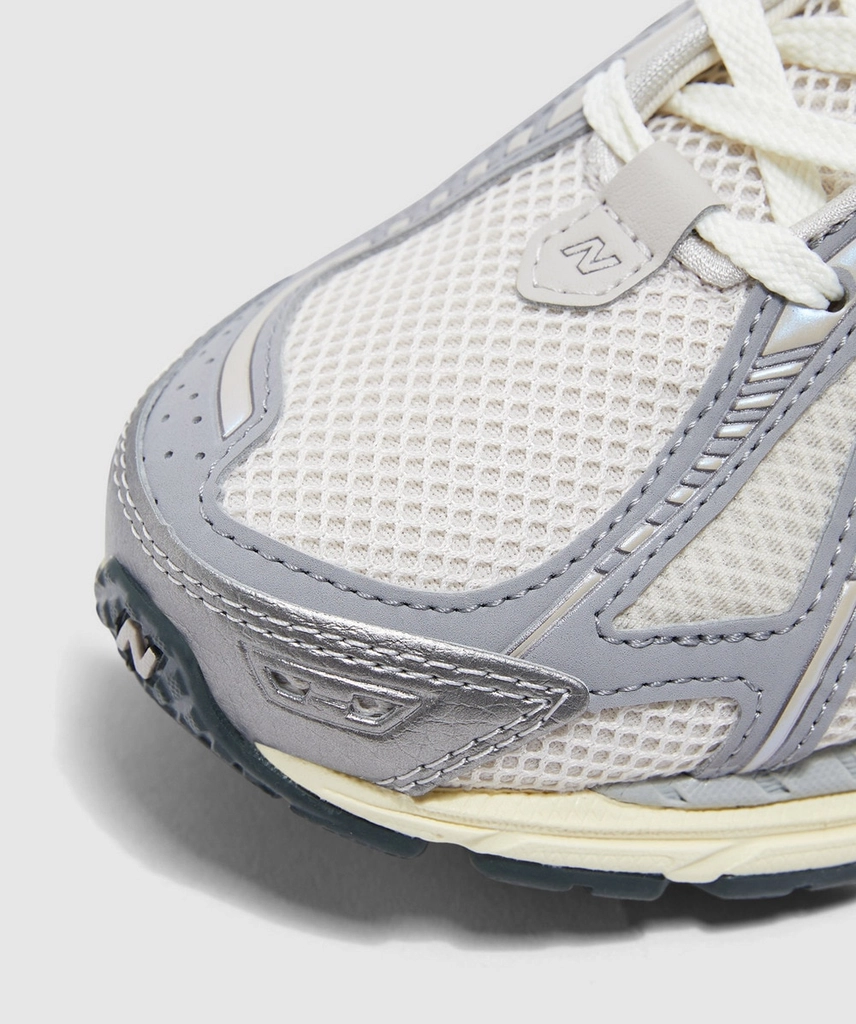 New Balance 1906 sneaker